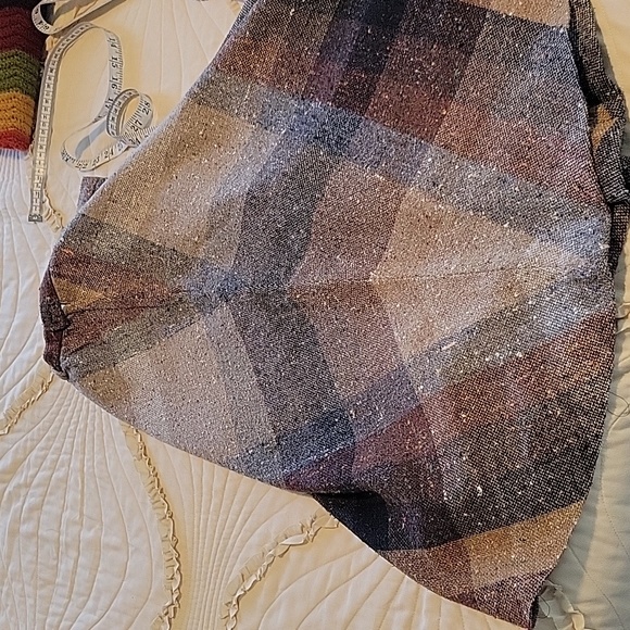 Women's Plaid A-line Skirt - Small - Picture 5 of 8